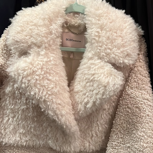 BCBGeneration - Womens Faux Fur Teddy Coat - Picture 6 of 8